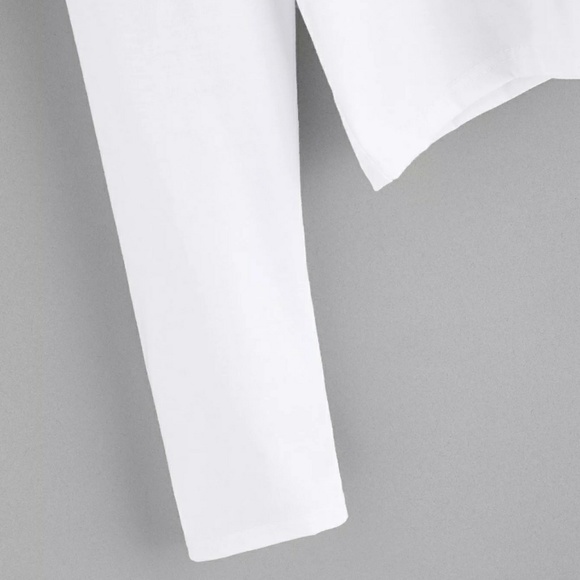 🎁 🎀Ariana Grande "Thank You, Next" White Sweater - Picture 3 of 4